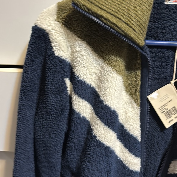 Faherty Women’s fleece jacket - Picture 4 of 7